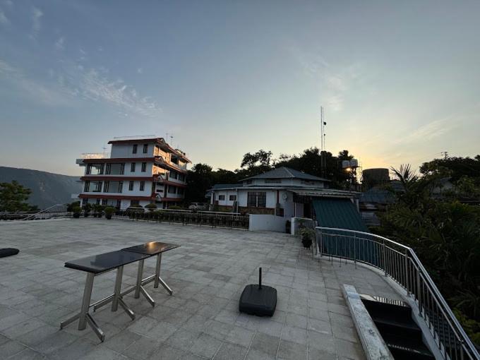 Rendezvous Resort Cherrapunji Exterior foto